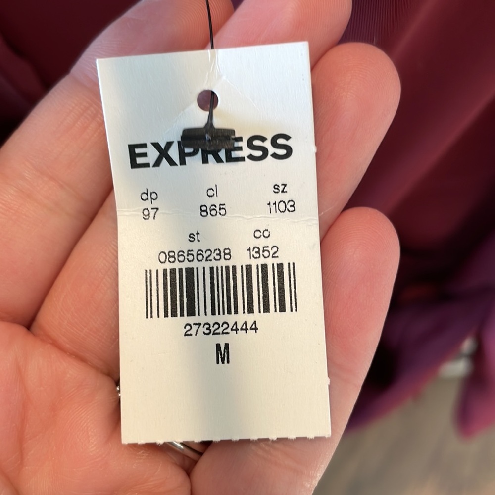 Burgundy Express Top - Picture 4 of 7